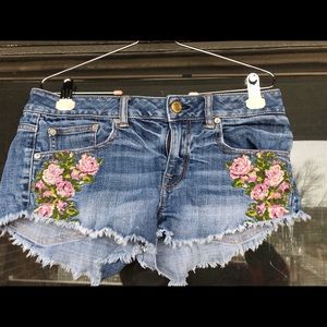 American Eagle Outfitters Stretch Denim Shorts Size 6